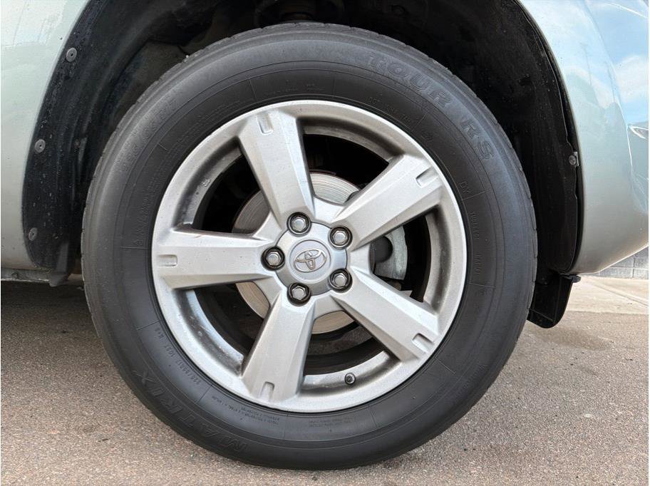 Used 2007 Toyota RAV4 4WD image 23