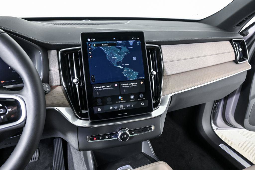 New 2026 Volvo XC90 B6 Plus w/ Protection Package Premier AWD/4WD image 13