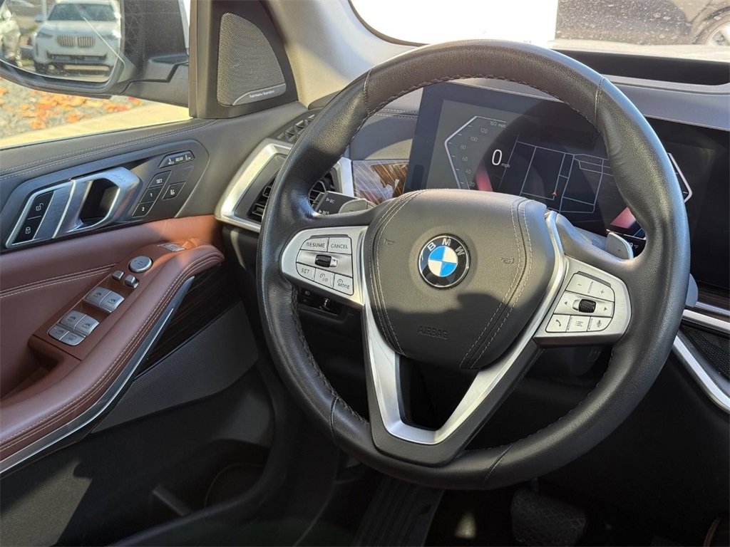 Used 2023 BMW X7 xDrive40i w/ Premium Package image 14