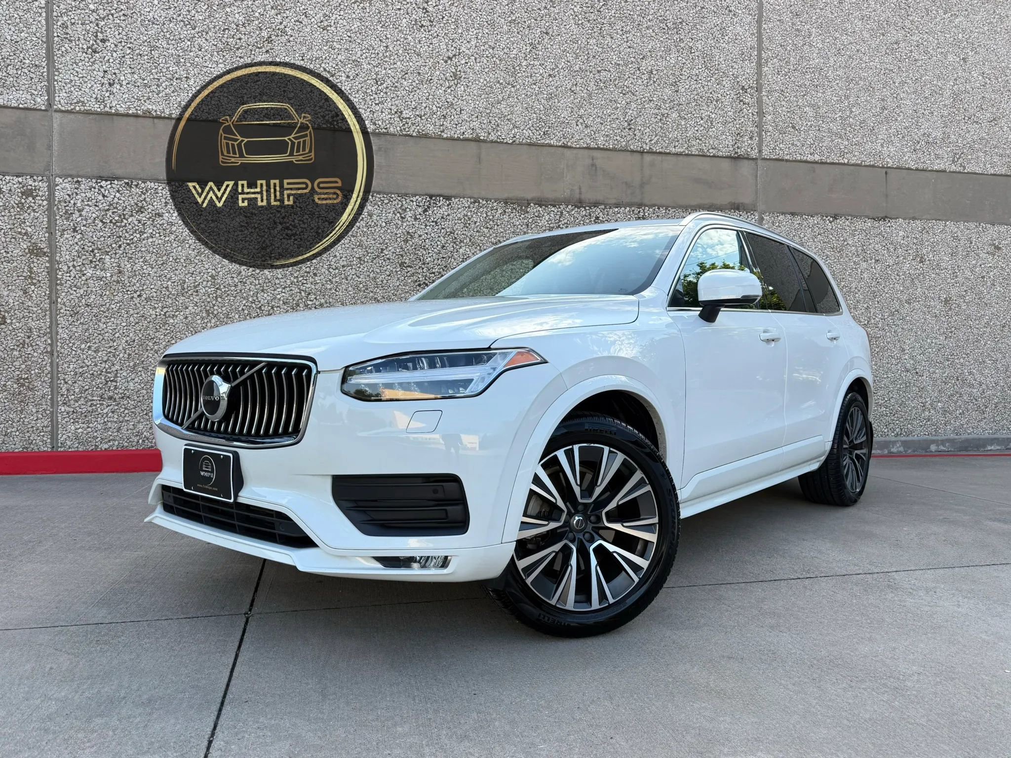 Used 2021 Volvo XC90 T5 Momentum w/ Climate Package FWD image 1