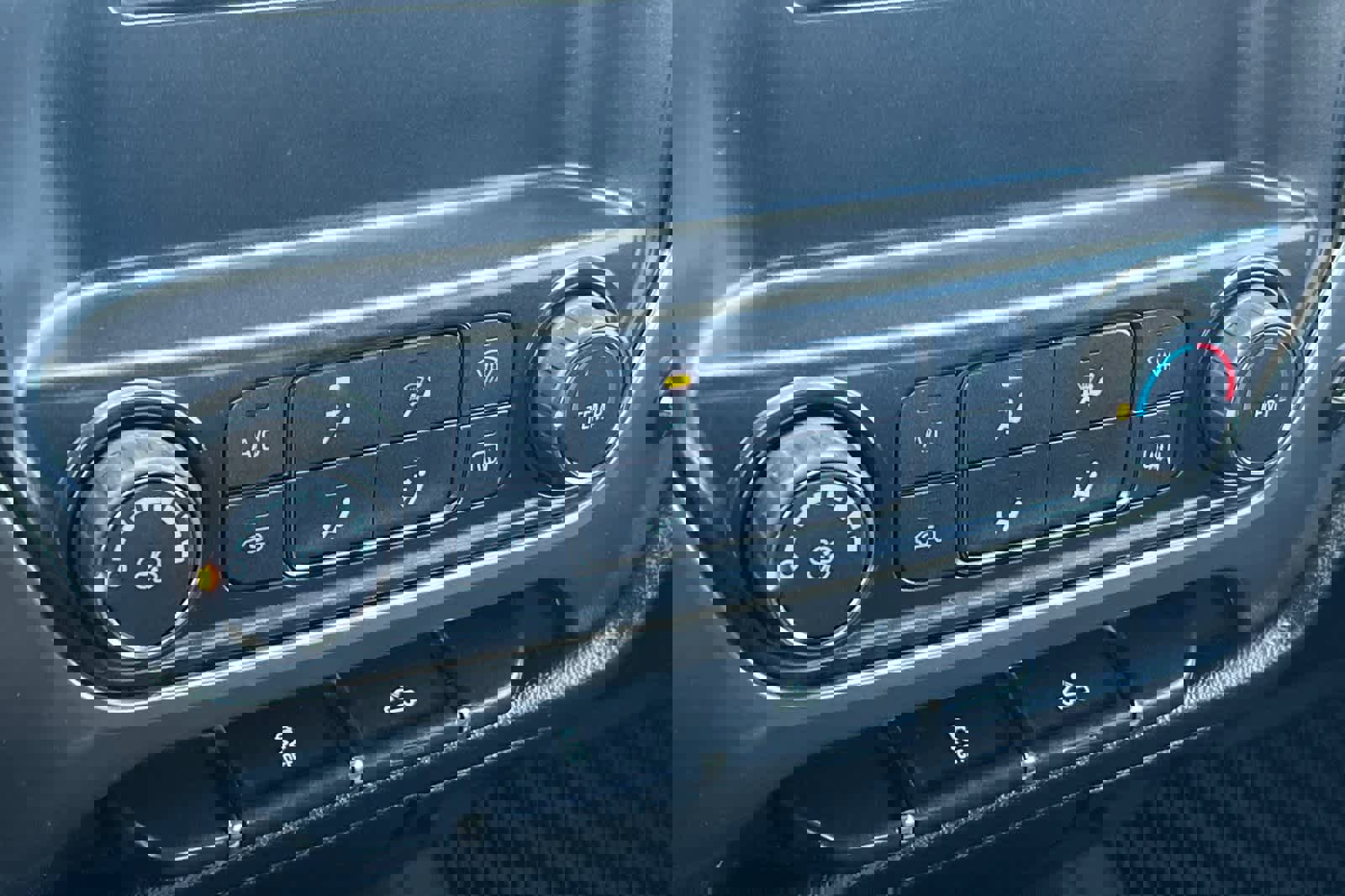 Used 2016 Chevrolet Silverado 1500 LT image 20