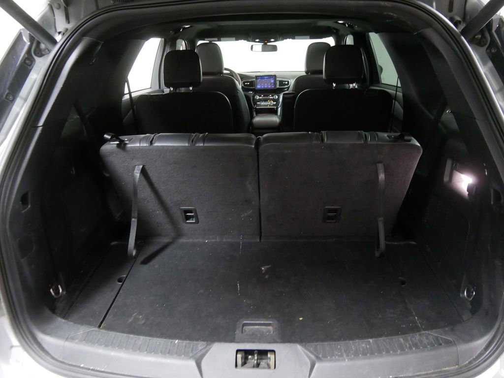 Used 2023 Ford Explorer ST-Line image 5