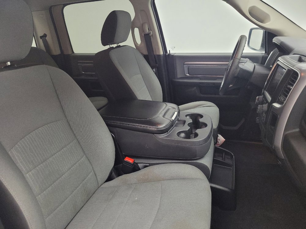 Used 2022 RAM 1500 Classic SLT w/ Electronics Group AWD/4WD image 21