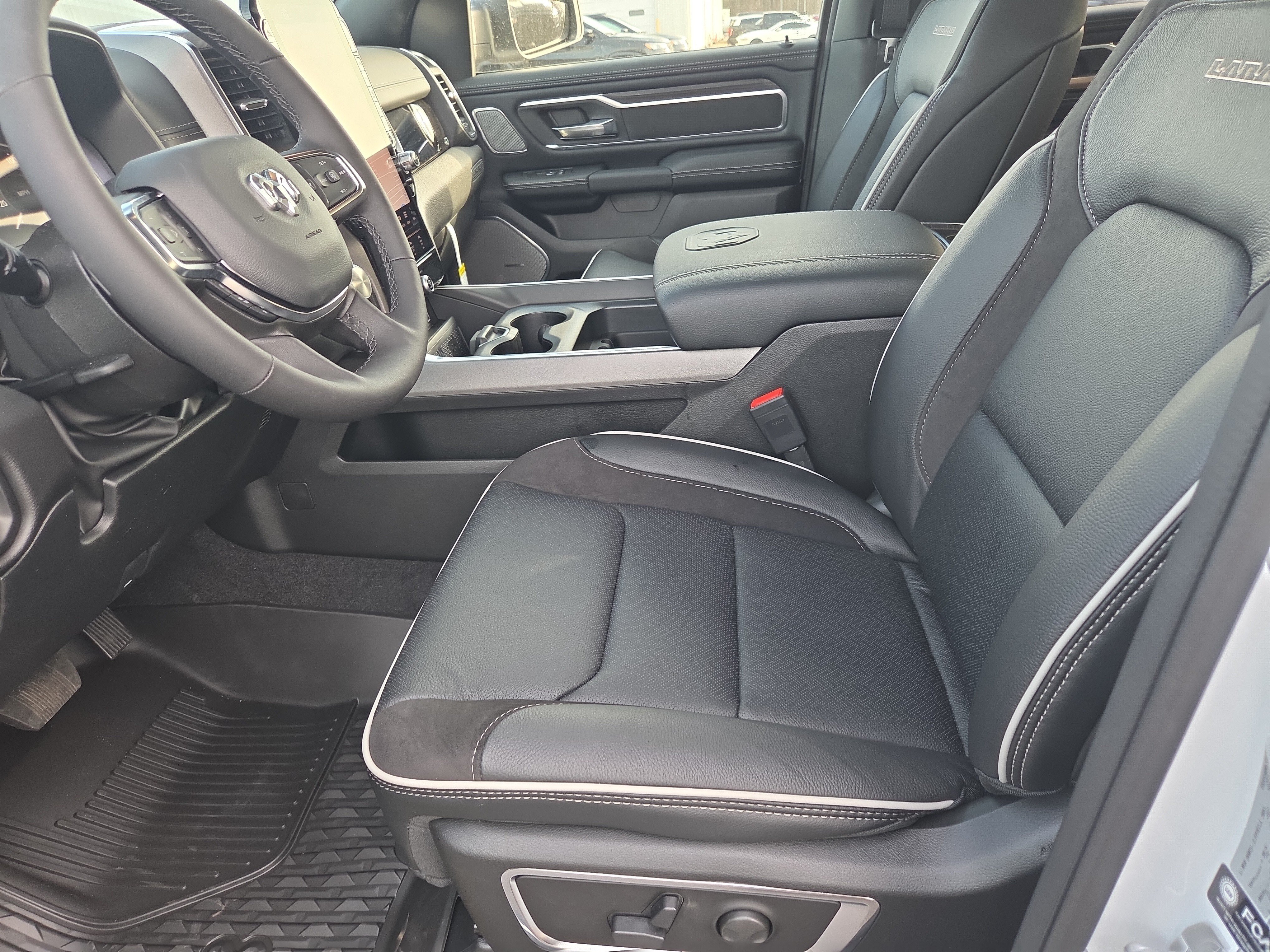 New 2026 RAM 1500 Laramie w/ Night Edition AWD/4WD image 4