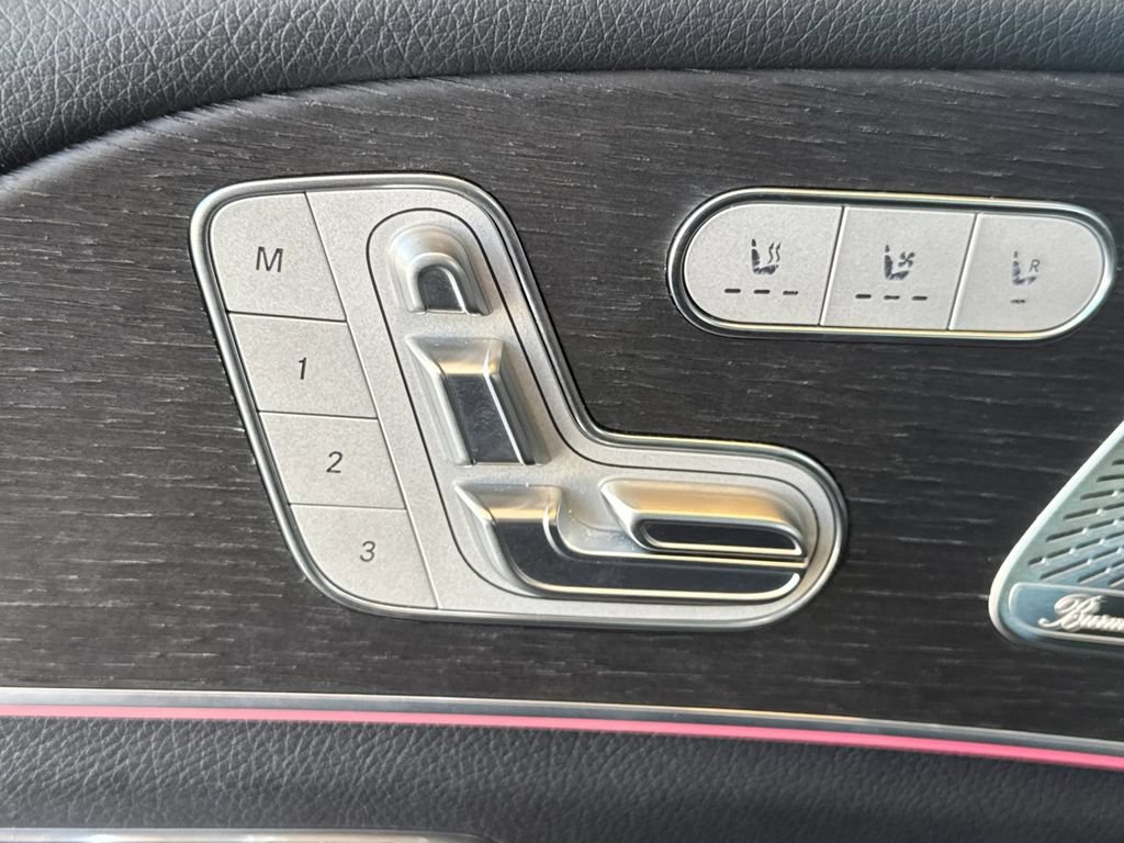 Used 2022 Mercedes-Benz GLS 450 4MATIC image 14