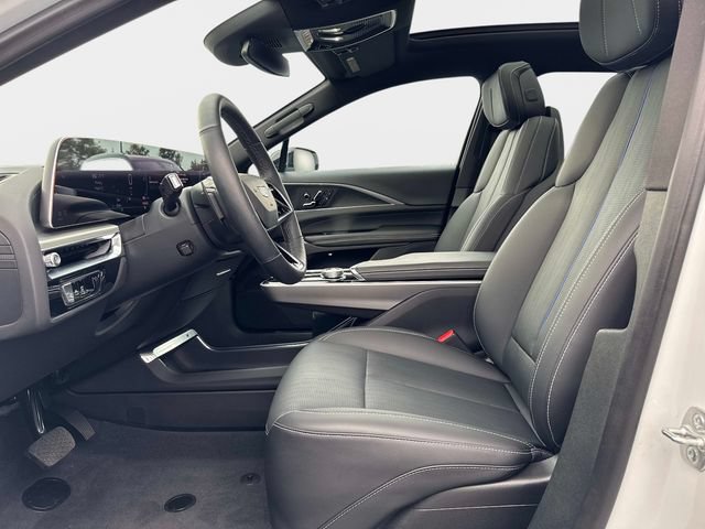 New 2025 Cadillac Lyriq Sport w/ LPO, Floor Liner Package AWD/4WD image 17