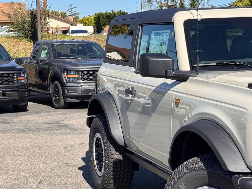 New 2026 Ford Bronco Badlands image 5
