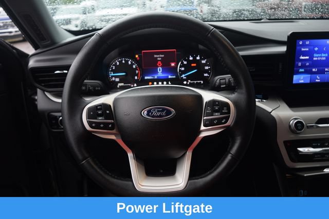 Used 2023 Ford Explorer XLT AWD/4WD image 4