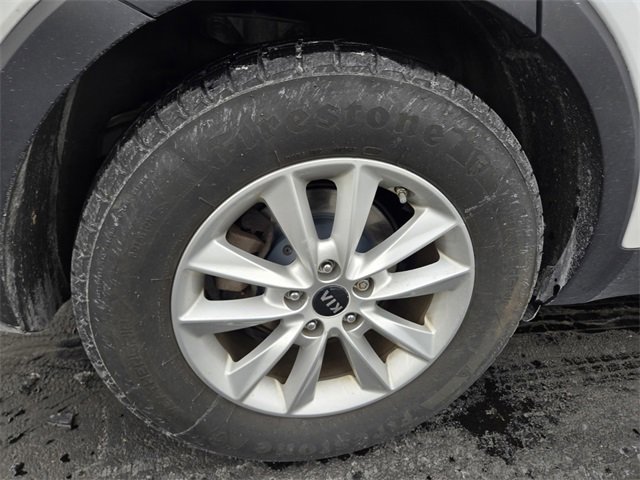 Used 2019 Kia Sorento LX w/ LX Convenience Package image 44