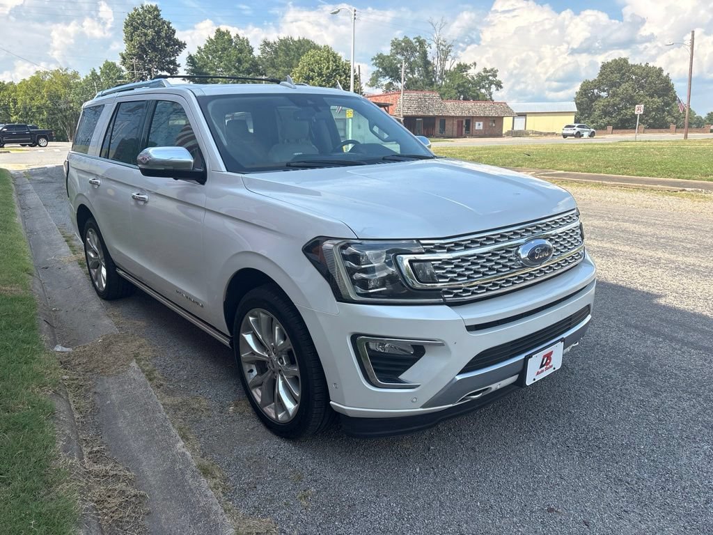 Used 2019 Ford Expedition Platinum AWD/4WD image 10