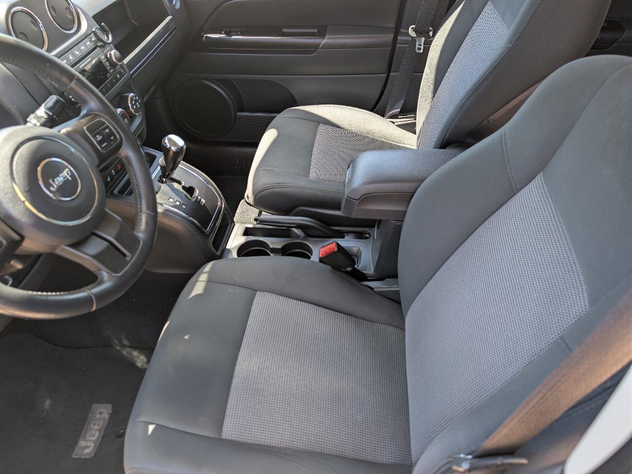 Used 2012 Jeep Compass Latitude AWD/4WD image 16