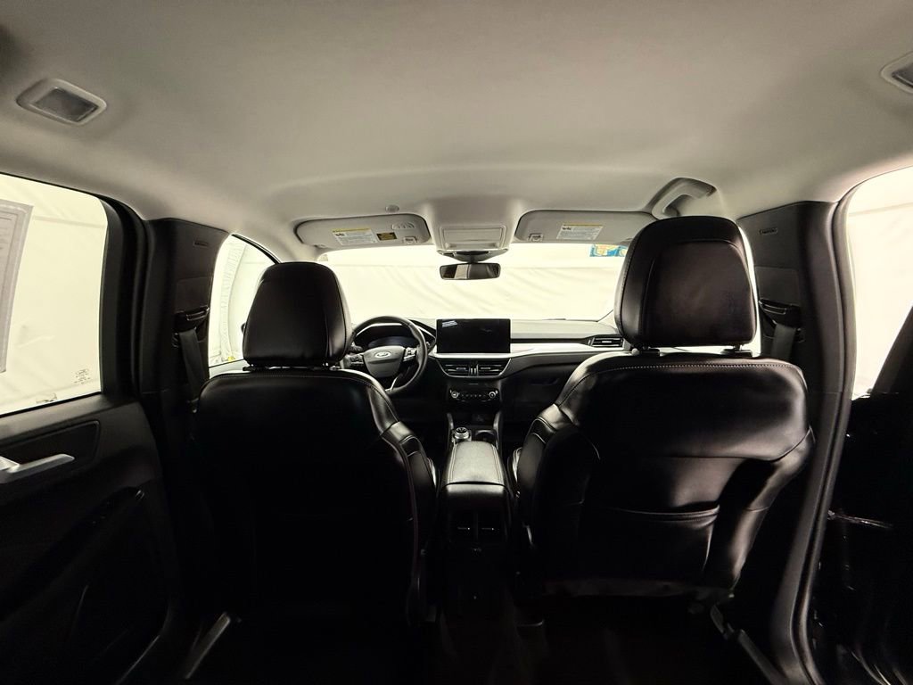 Used 2024 Ford Escape Platinum AWD/4WD image 32