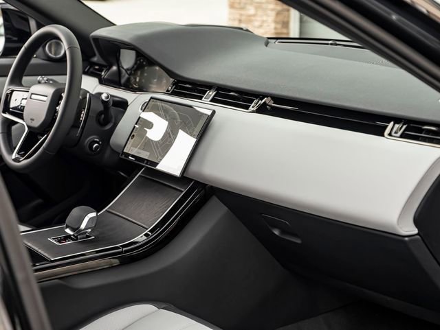 New 2026 Land Rover Range Rover Evoque Dynamic SE image 32