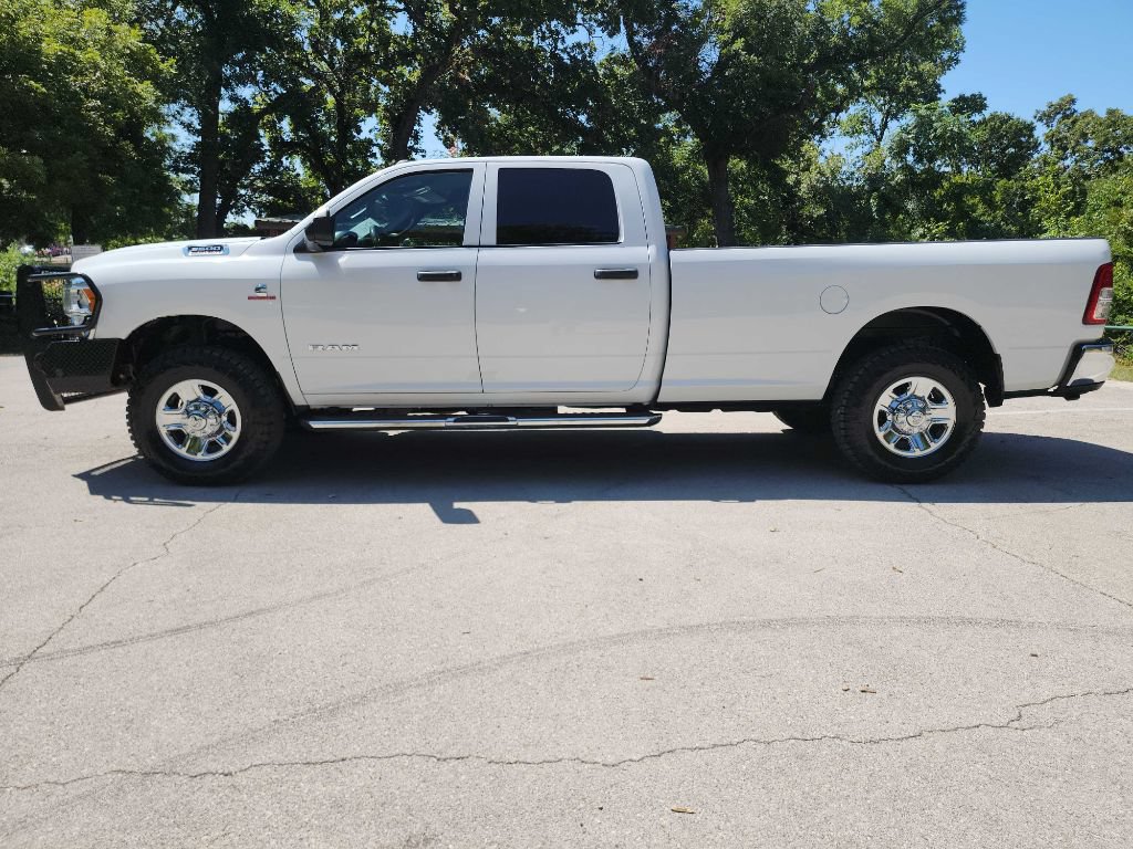 Used 2021 RAM 3500 Tradesman w/ Chrome Appearance Group AWD/4WD image 5