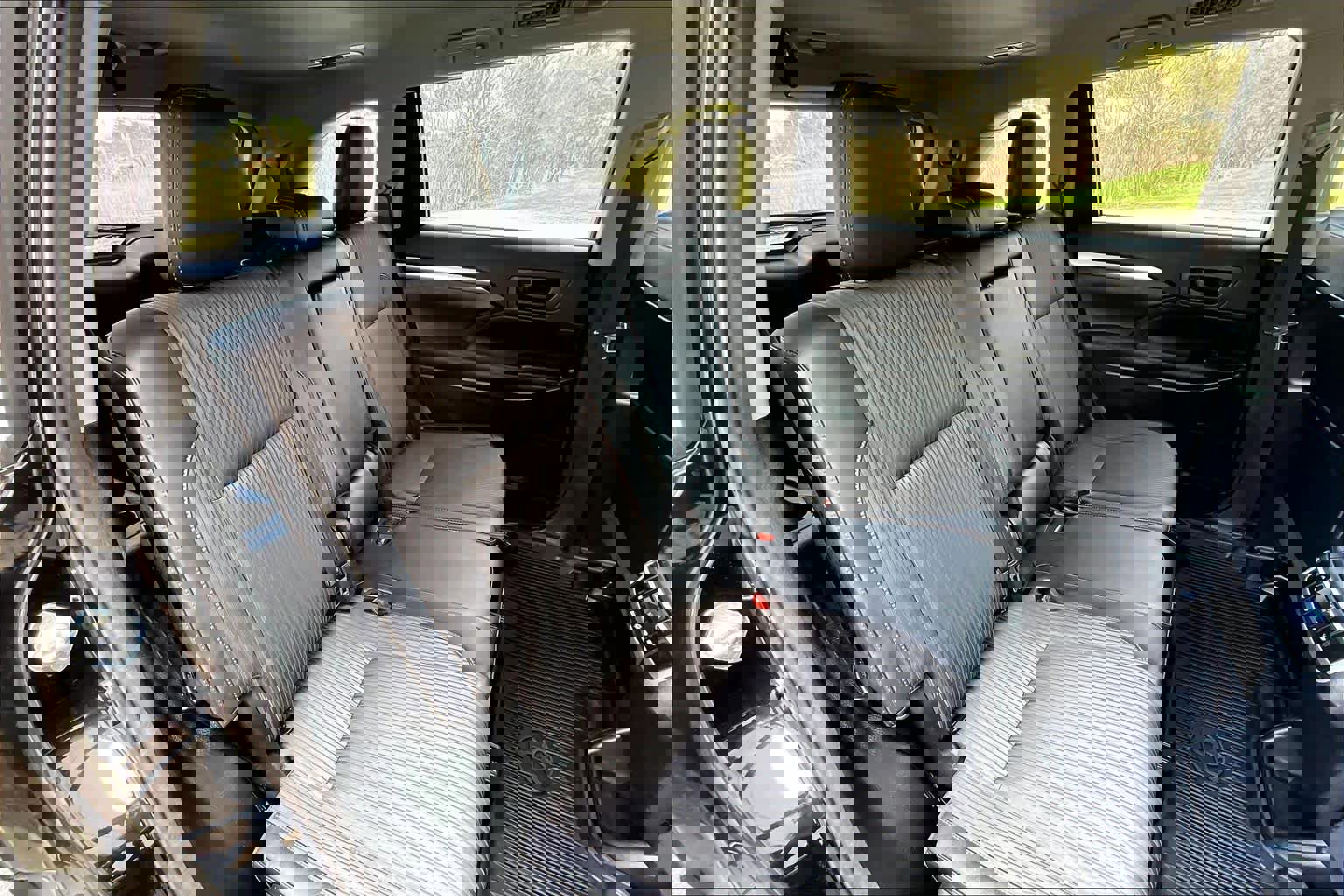 Certified 2018 Toyota Highlander Plus w/ Carpet Mat Package (TMS) AWD/4WD image 20