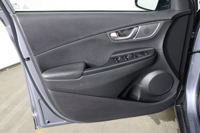 Used 2021 Hyundai Kona Limited FWD image 18