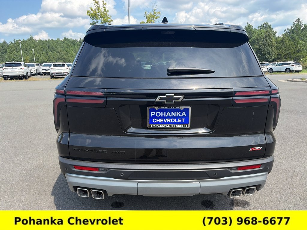 New 2027 Chevrolet Traverse Z71 w/ Enhanced Driving Package AWD/4WD image 6