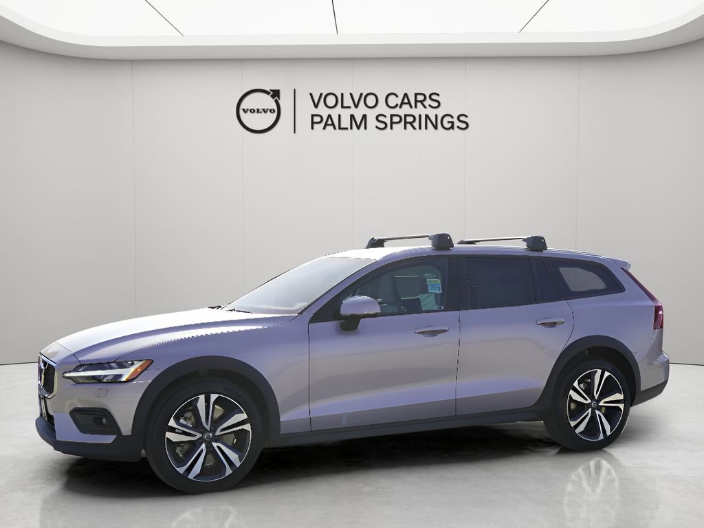New 2026 Volvo V60 B5 Cross Country Plus w/ Climate Package AWD/4WD image 5