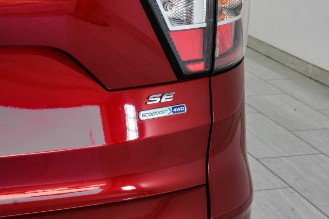Used 2017 Ford Escape SE w/ Equipment Group 201A AWD/4WD image 43