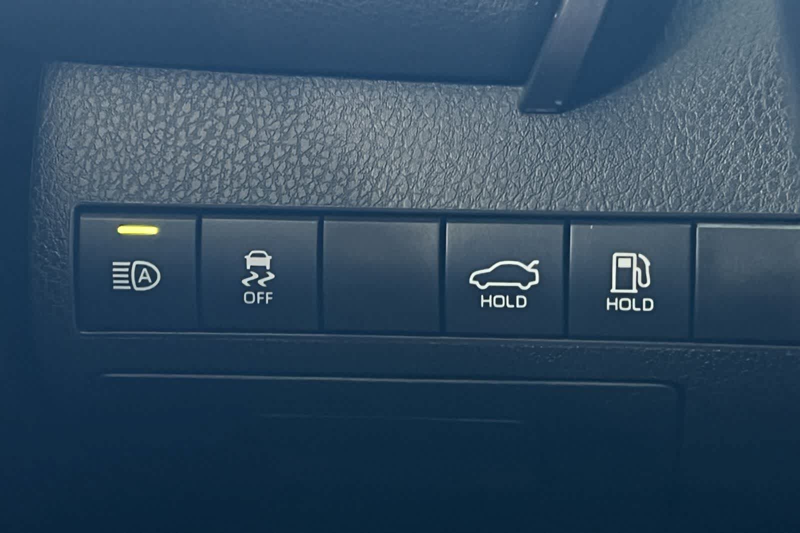 Used 2019 Toyota Camry SE FWD image 30