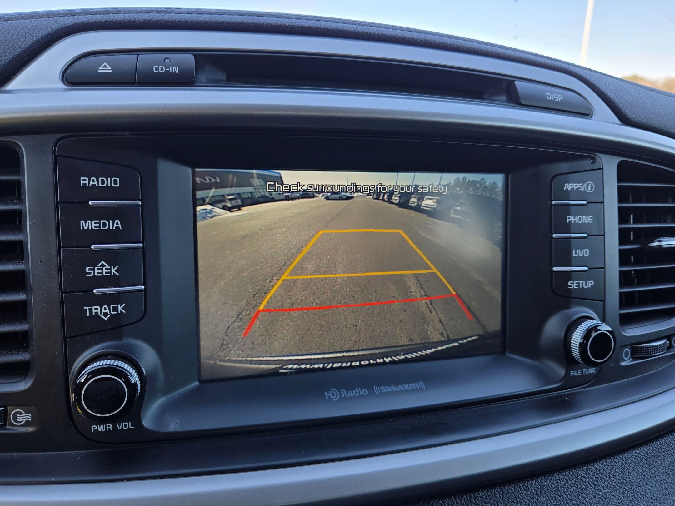 Used 2017 Kia Sorento LX w/ LX Convenience Package image 28