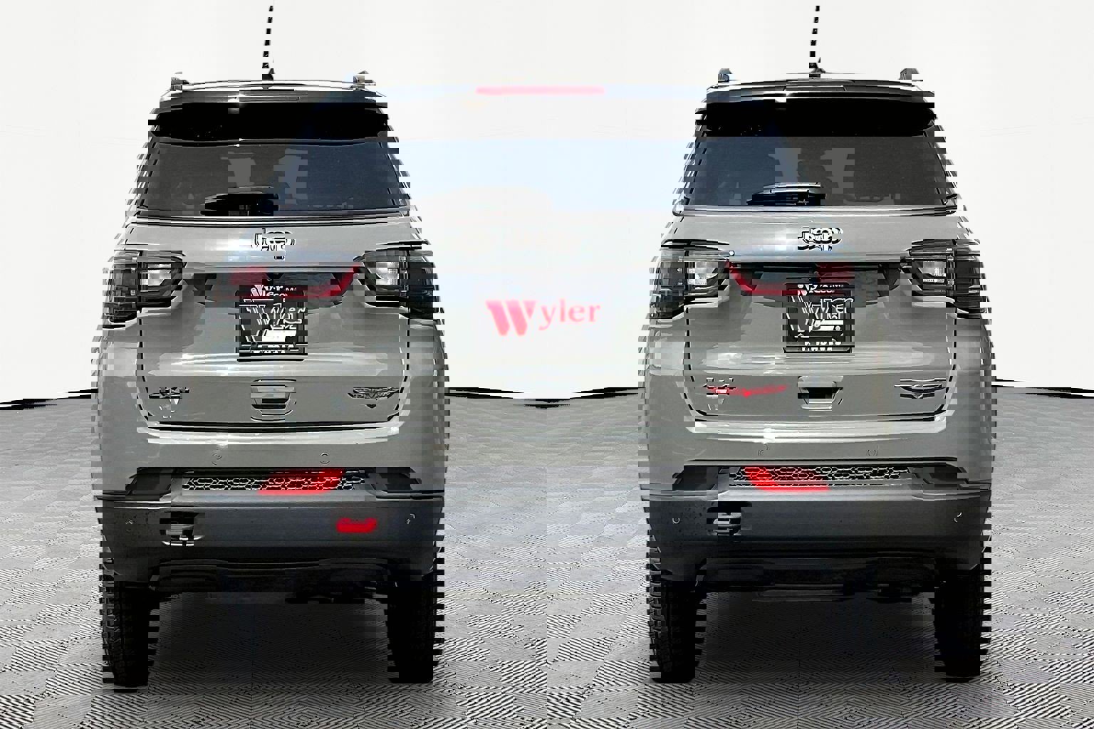 Used 2022 Jeep Compass Trailhawk w/ Trailhawk Elite Group AWD/4WD image 5