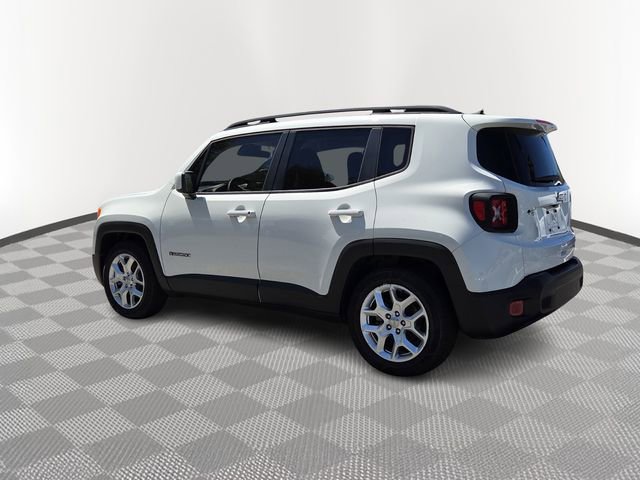 Used 2018 Jeep Renegade Latitude image 4