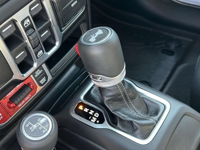 Used 2026 Jeep Wrangler Unlimited Rubicon AWD/4WD image 28