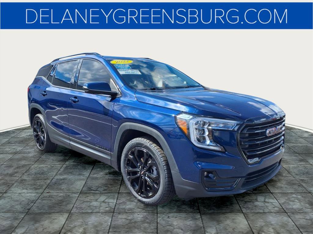 Used 2022 GMC Terrain SLT w/ Tech Package