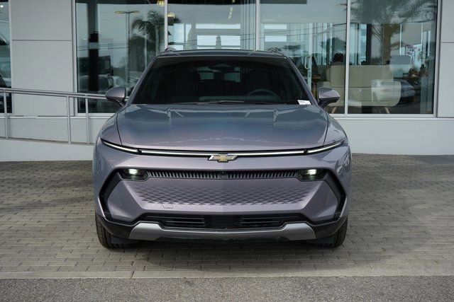 New 2025 Chevrolet Equinox EV LT image 3