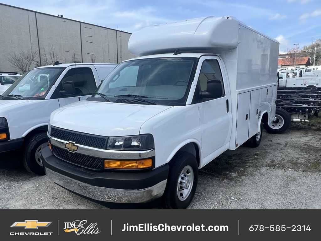 New 2025 Chevrolet Express 3500 w/ Power Convenience Package RWD image 2