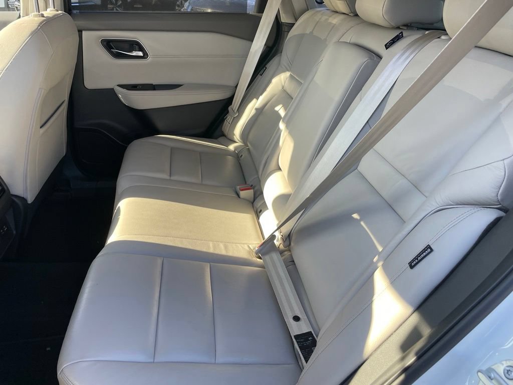 Certified 2023 Nissan Rogue SL AWD/4WD image 8
