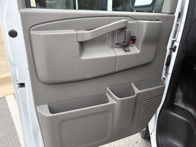 Used 2025 Chevrolet Express 2500 Extended w/ Driver Convenience Package RWD image 14