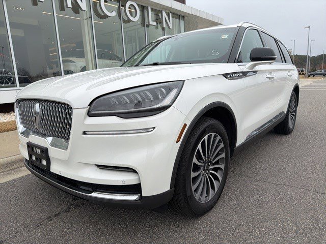 Certified 2023 Lincoln Aviator Reserve w/ Elements Package Plus image 10