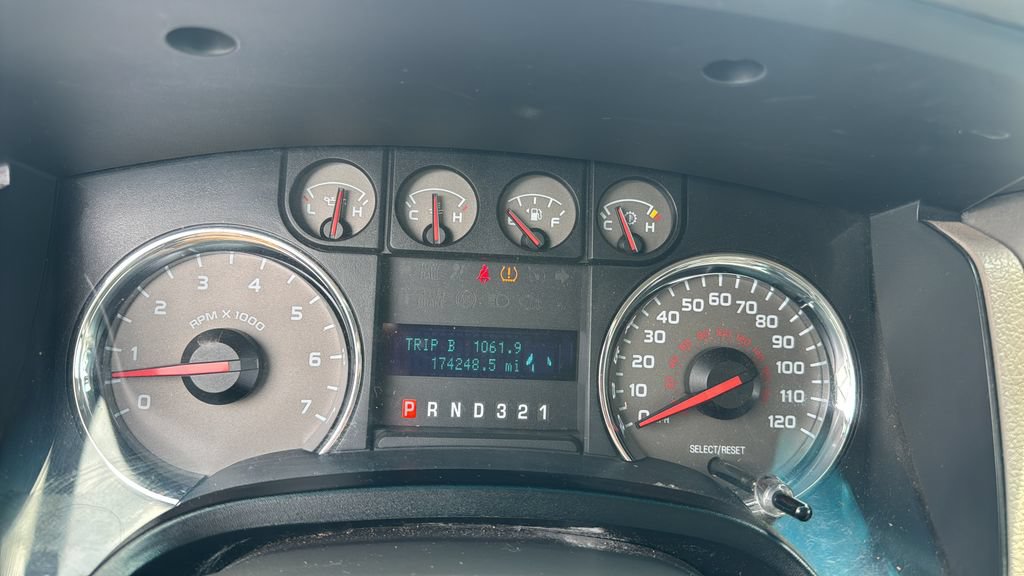 Used 2010 Ford F150 XL RWD image 14