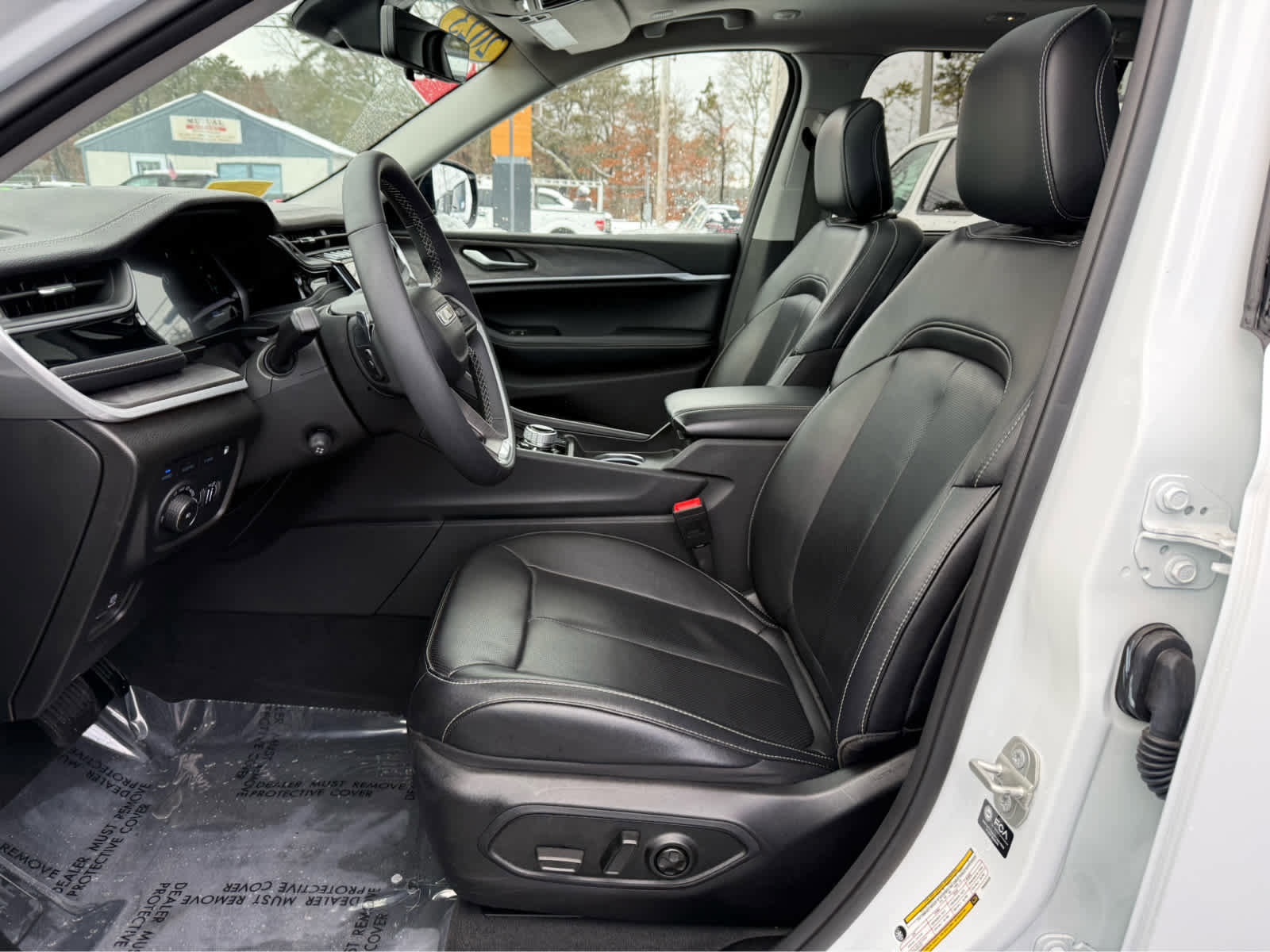 Used 2023 Jeep Grand Cherokee 30th Anniversary image 12