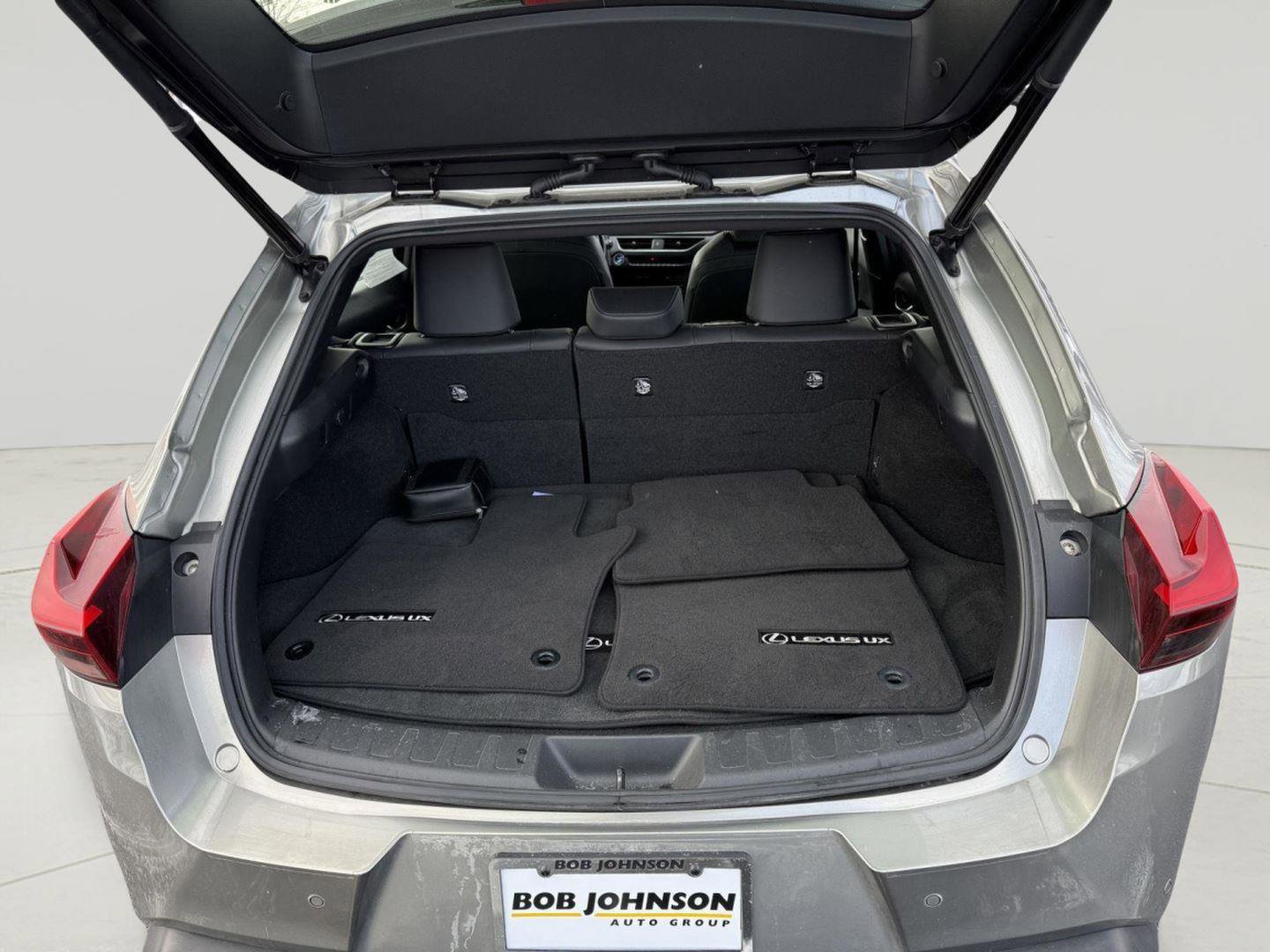 Used 2021 Lexus UX 250h 250h w/ Premium Package image 28