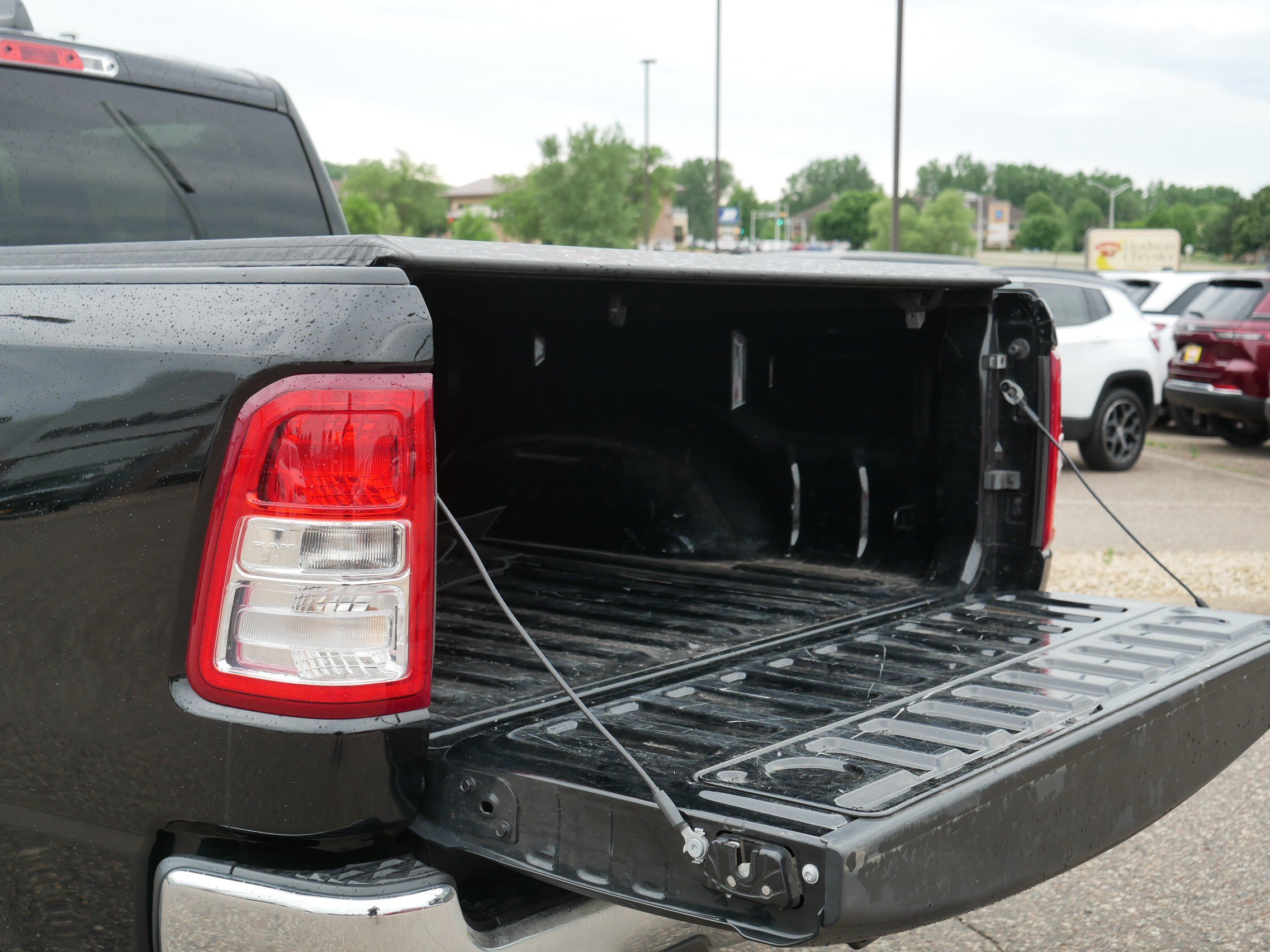 Used 2022 RAM 1500 Big Horn AWD/4WD image 18