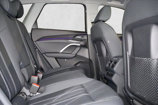 Used 2025 Audi Q5 Premium Plus w/ Premium Plus image 24