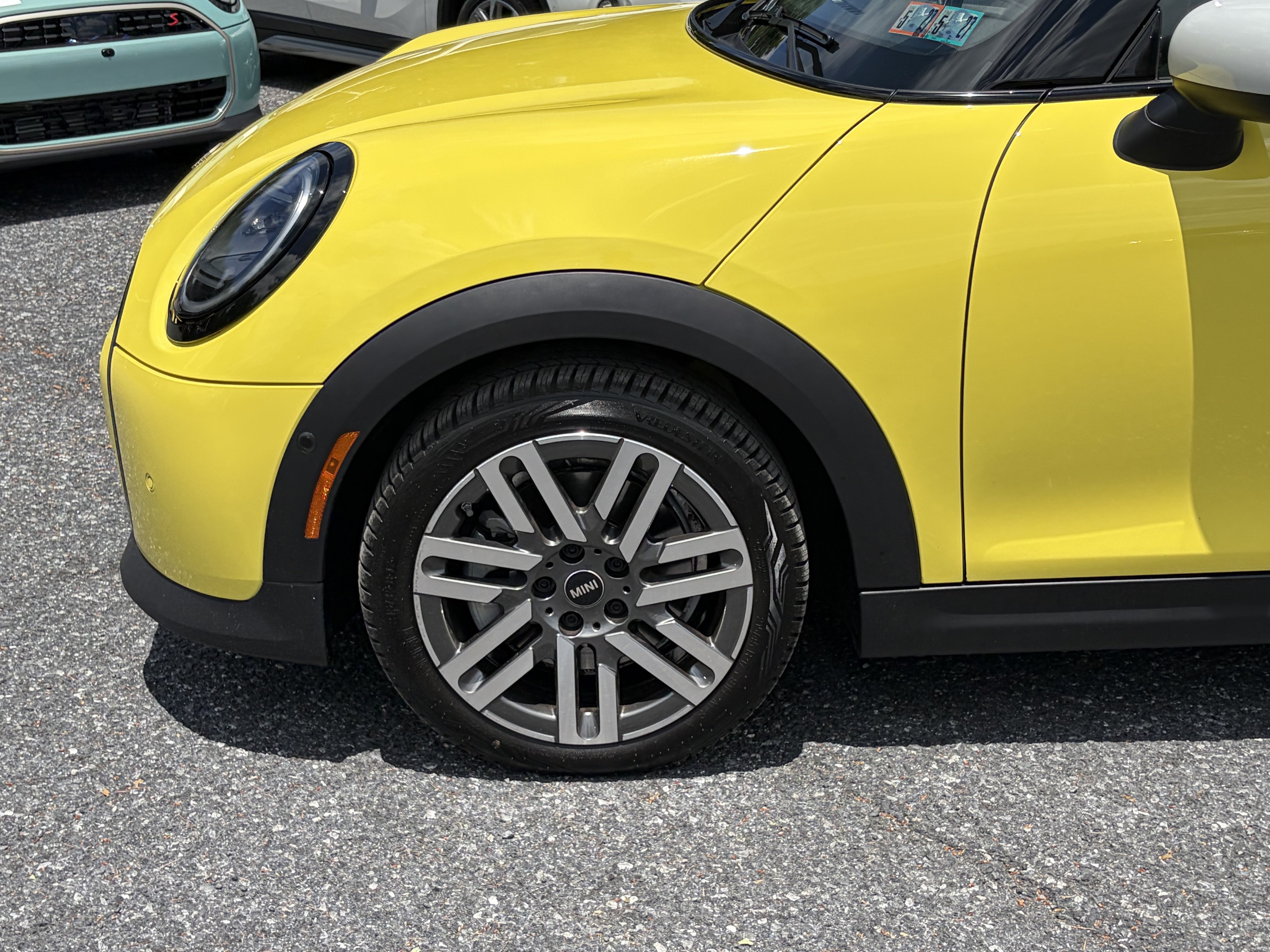 Used 2025 MINI Cooper S FWD image 4