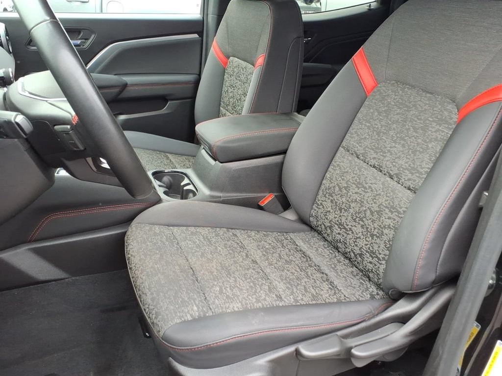 Used 2024 Chevrolet Colorado Z71 AWD/4WD image 14