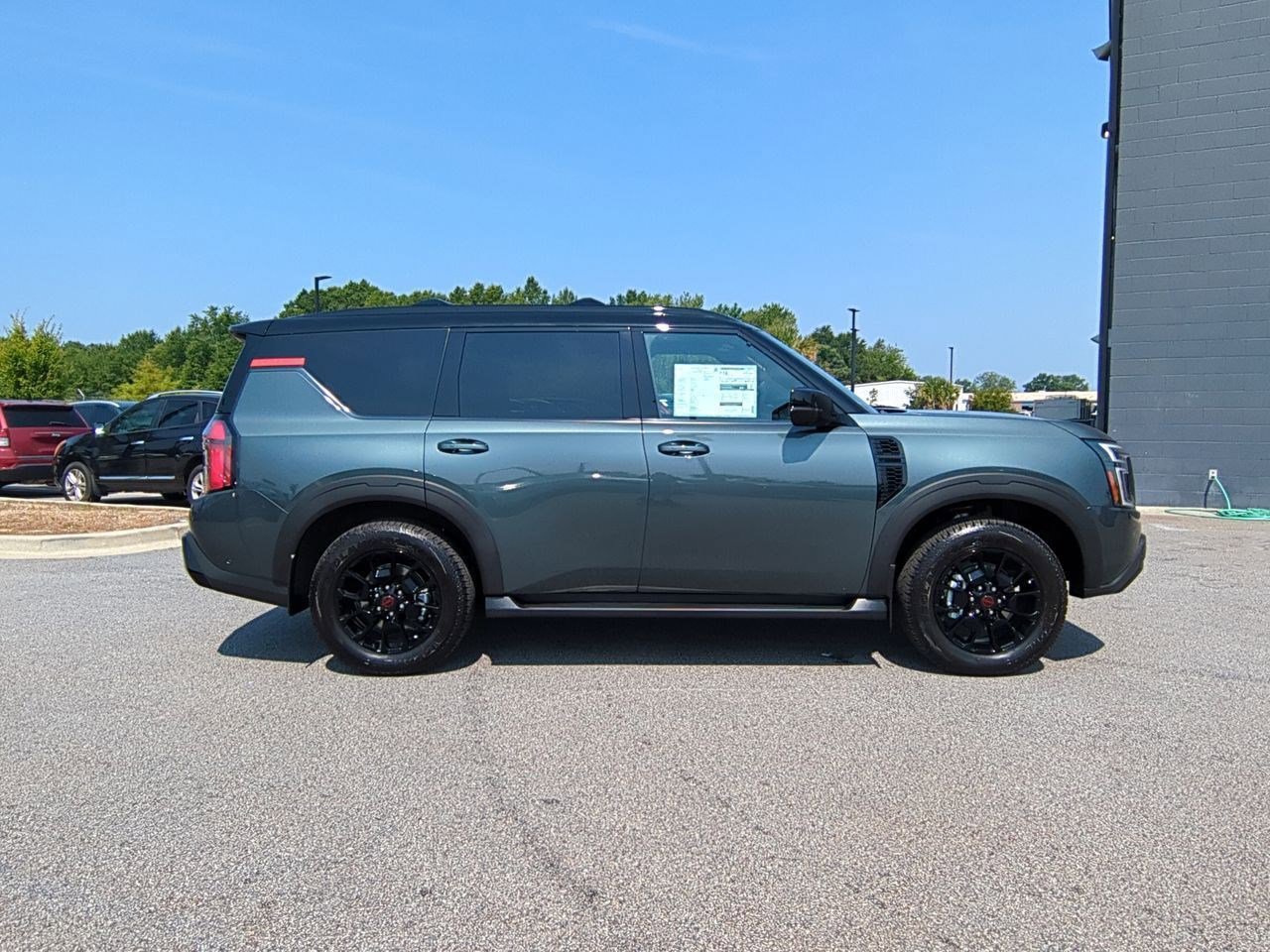 New 2025 Nissan Armada PRO-4X AWD/4WD image 2