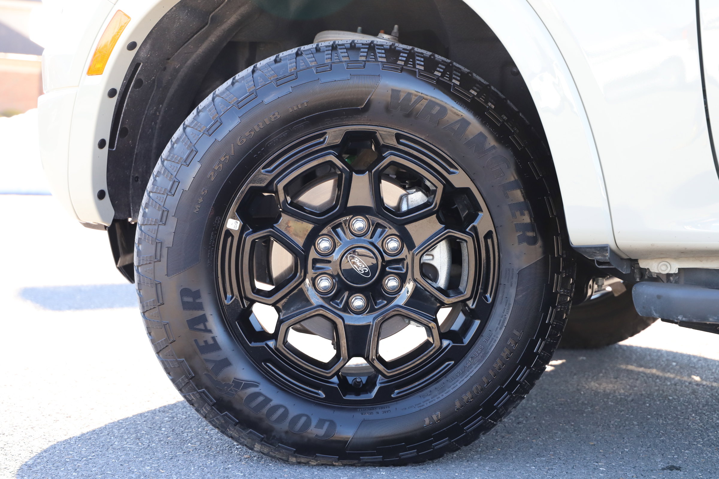 Certified 2025 Ford Ranger Lariat w/ Black Appearance Package image 2