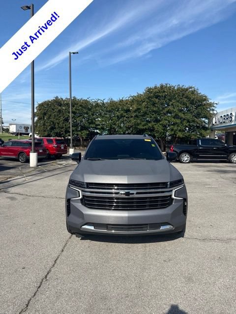 Used 2021 Chevrolet Suburban LT AWD/4WD image 2