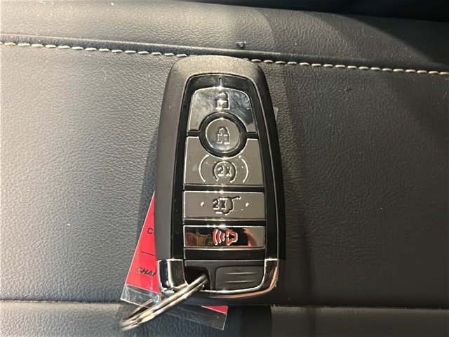 Used 2024 Lincoln Nautilus Reserve image 27