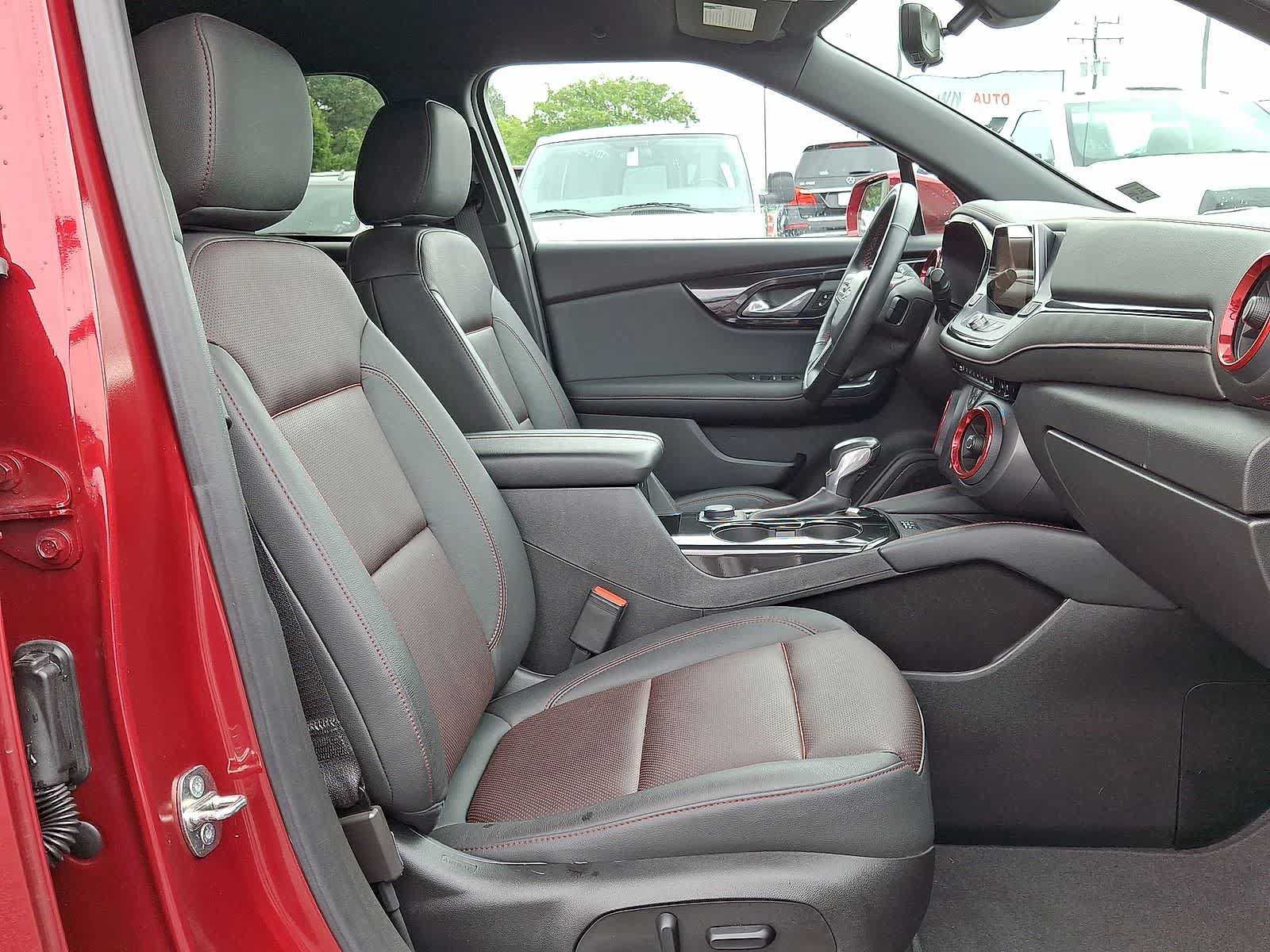 Used 2019 Chevrolet Blazer RS FWD image 34