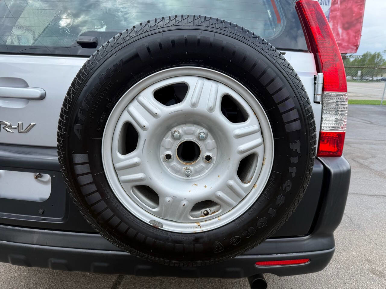 Used 2005 Honda CR-V LX image 29