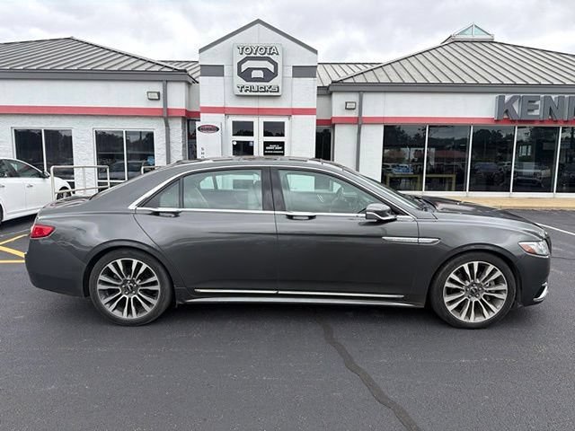 Used 2017 Lincoln Continental Reserve AWD/4WD image 10