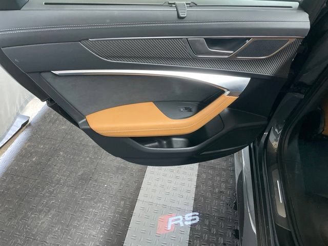 Used 2022 Audi RS 6 AWD/4WD image 12