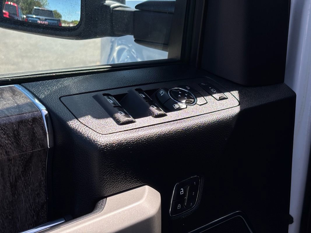 Used 2017 Ford F250 Lariat w/ Lariat Value Package image 15